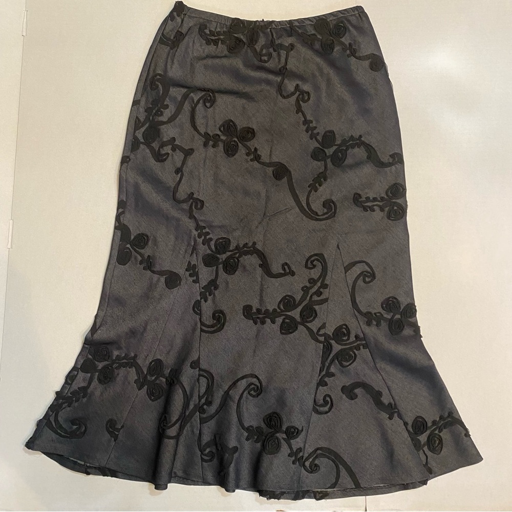 Lena Gabrielle New York Black/Charcoal Ribbon Embellished Skirt – Size 6
